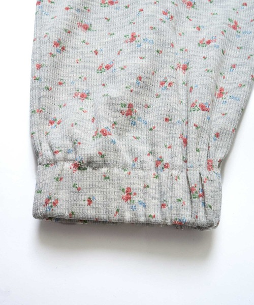 INTERPLAY（インタープレイ）の「【INTERPLAY x AYA】Waffle Flower Jogger Pants（その他パンツ・レディース・グレー系その他/ホワイト系その他・SMALL/MEDIUM）」の22枚目の写真
