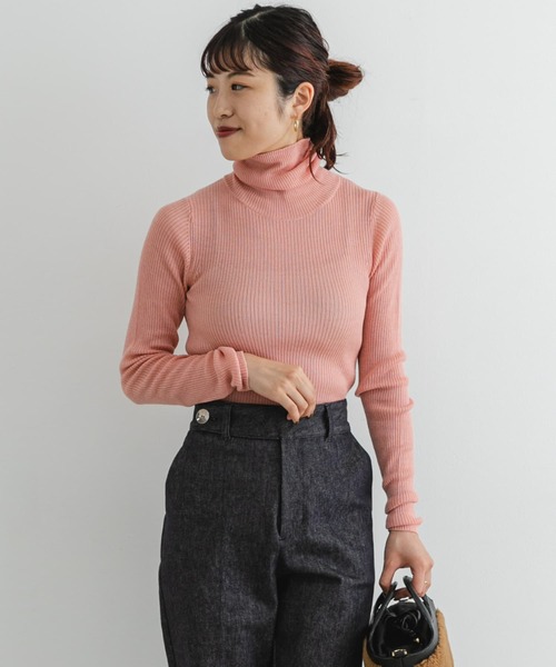 F by ROSSO(エフバイロッソ)の「F by ROSSO ウォッシャブルシアーリブタートルニット(ニット/セーター・レディース・ブルー/チャコールグレー/イエロー/ライトグレー/ピンク・FREE)」の8枚目の写真