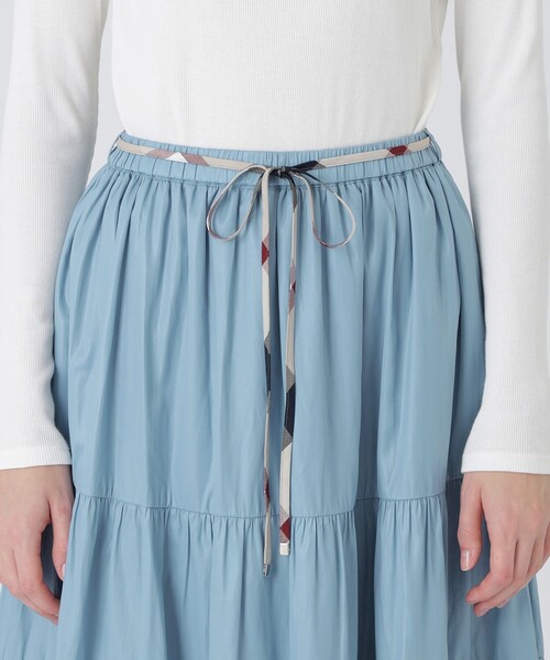 BLUE LABEL CRESTBRIDGE（ブルーレーベルクレストブリッジ）の「ブラングロッシーティアードスカート（スカート・レディース・ライトブルー/ダークネイビー/オレンジ・38/36）」の8枚目の写真