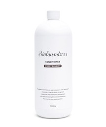 entre square（アントレスクエアー）の「Biolaundress 柔軟剤 ウッディーブーケ 1000ml（ランドリーグッズ）」