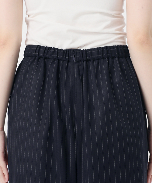 B.C STOCK(ベーセーストック)の「ピンストタイトスカート(スカート・レディース・ライトグレー/ネイビー・SMALL/MEDIUM)」の22枚目の写真