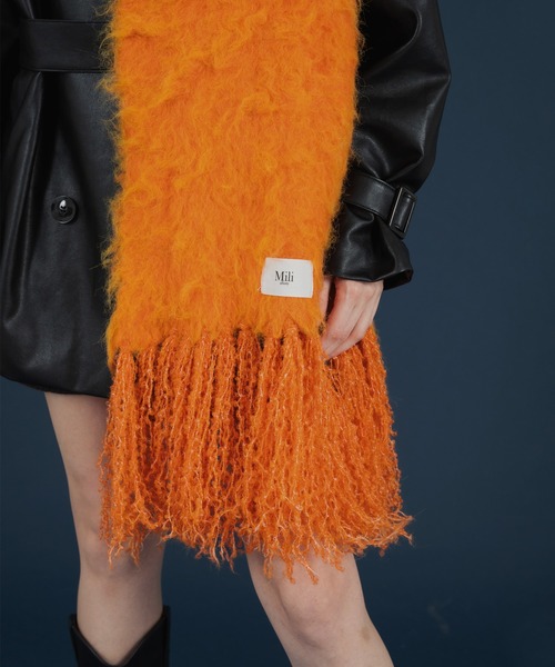 Everyday I Like　オレンジ フリンジ付きマフラー Everyday I Like オレンジ フリンジ付きマフラー マフラーとスニーカー
