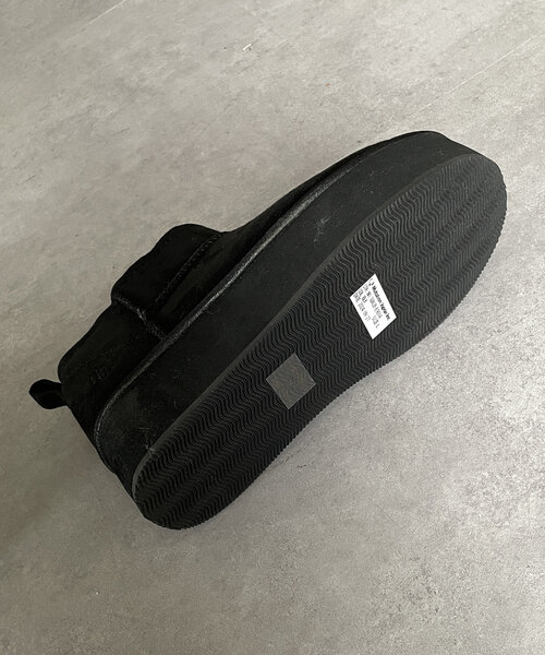 Thevon（ゼボン）の「ショートムートンブーツ（ブーツ・レディース・ブラック/ライトベージュ・M/L）」の11枚目の写真