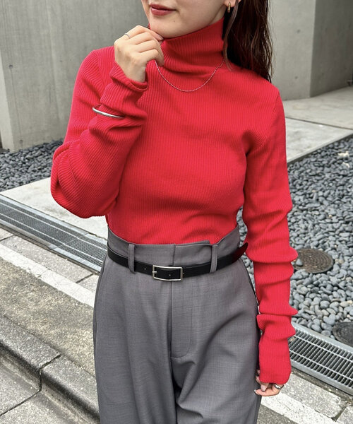 mystic（ミスティック）の「【EC限定カラーORG/６色展開】タートルリブニット（ニット/セーター・レディース・アイボリー/レッド/オレンジ/オフホワイト/ブルー/ブラック・FREE）」の5枚目の写真