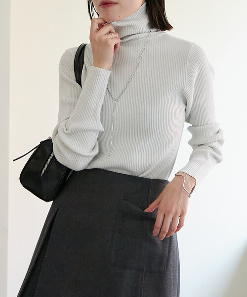 mystic（ミスティック）の「【EC限定カラーORG/６色展開】タートルリブニット（ニット/セーター・レディース・アイボリー/レッド/オレンジ/オフホワイト/ブルー/ブラック・FREE）」の14枚目の写真