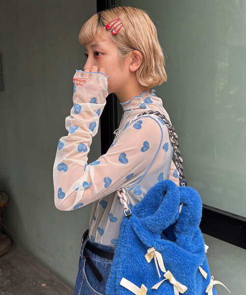 HELLO.SANFRANCISCO(ハローサンフランシスコ)の「【HELLO.SANFRANCISCO/ハローサンフランシスコ】ハートフロッキープリントシアータートルTEE(Tシャツ/カットソー・レディース・ホワイト/オレンジ/ベージュ・ONE SIZE)」の8枚目の写真