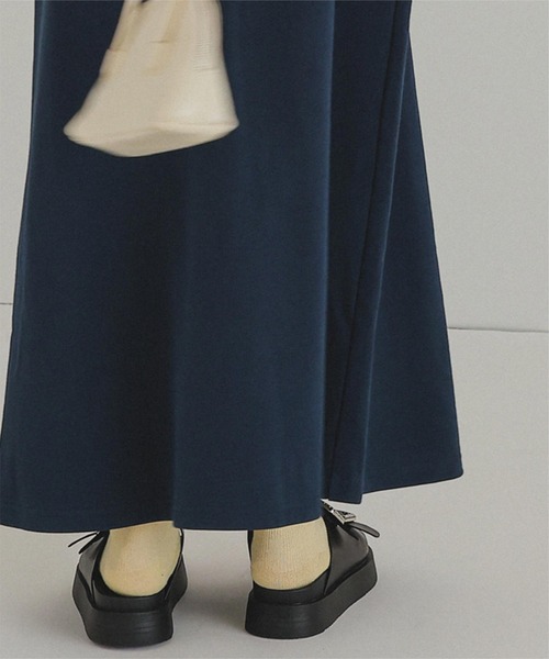 titivate(ティティベイト)の「ビジューダブルベルト厚底サンダル(サンダル・レディース・ブラック・LL/L/M/S)」の6枚目の写真