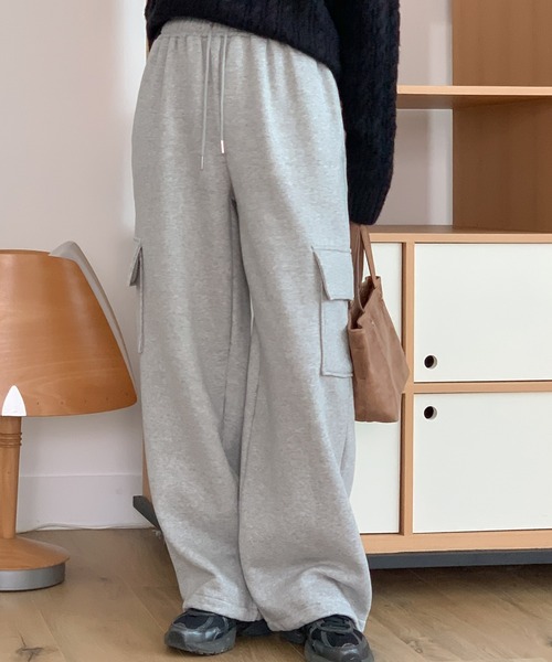 Vipoa(ヴィポア)の「カーゴスウェットパンツ(スウェットパンツ・レディース・ブラック/グレー・FREE)」の18枚目の写真