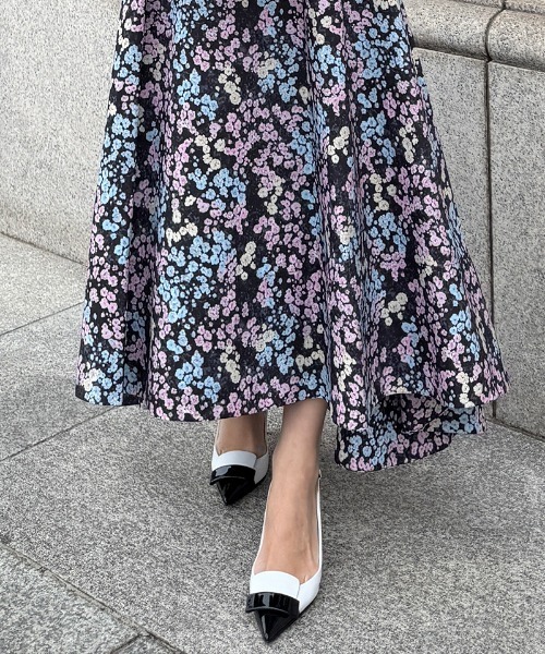 JENNE(ジェンヌ)の「JENNE オードリーフラワースカート(スカート・レディース・ホワイト/ブラック・LARGE/MEDIUM/SMALL)」の5枚目の写真