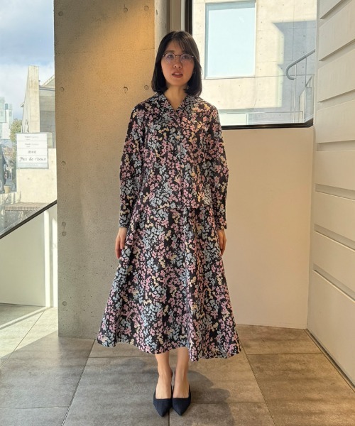 JENNE(ジェンヌ)の「JENNE オードリーフラワースカート(スカート・レディース・ホワイト/ブラック・LARGE/MEDIUM/SMALL)」の13枚目の写真