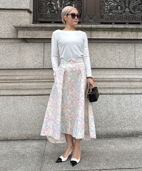 JENNE(ジェンヌ)の「JENNE オードリーフラワースカート(スカート・レディース・ホワイト/ブラック・LARGE/MEDIUM/SMALL)」の18枚目の写真