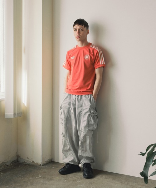 【セール】adidas/アディダス FBLI FC バイエルンミュンヘン LIFESTYLER 半袖Tシャツ（Tシャツ/カットソー）｜adidas（アディダス）