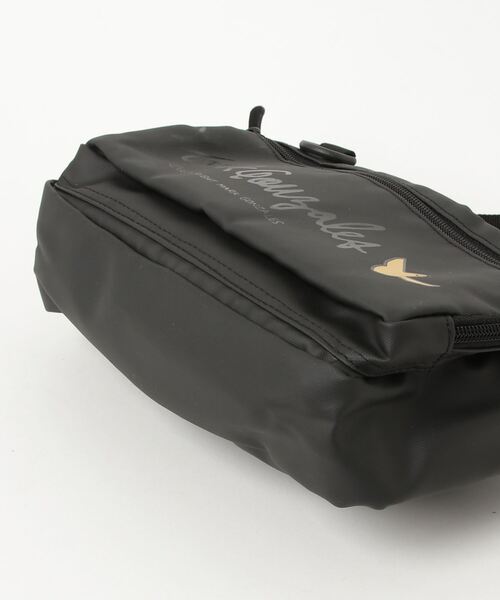 Mark Gonzales（マーク・ゴンザレス）の「【Mark Gonzales/マーク ゴンザレス】アートワークコレクション ヨコ型ミニショルダー(容量：約3L）（ショルダーバッグ・メンズ・ブラック/ブラック系その他・FREE）」の16枚目の写真