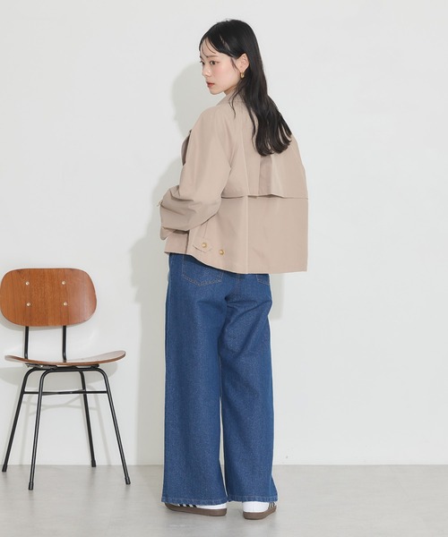 earth music&ecology（アースミュージックアンドエコロジー）の「ショートトレンチコート（トレンチコート・レディース・サックスブルー/ライトベージュ/ベージュ・FREE）」の11枚目の写真