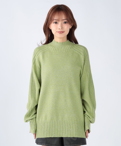 CECIL McBEE(セシルマクビー)の「スパンコールヤーンエポーレットプルオーバー(ニット/セーター・レディース・オフホワイト/グレー/グリーン/ラベンダー・MEDIUM)」の9枚目の写真