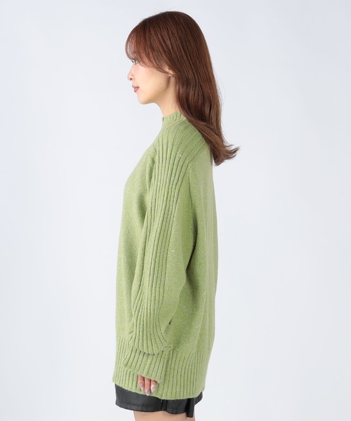 CECIL McBEE(セシルマクビー)の「スパンコールヤーンエポーレットプルオーバー(ニット/セーター・レディース・オフホワイト/グレー/グリーン/ラベンダー・MEDIUM)」の10枚目の写真