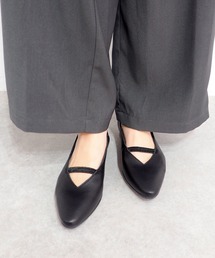 en あしながおじさん　ブラック フラットシューズ ポインテッドトゥ　23cm en あしながおじさん ブラック フラットシューズ ポインテッド