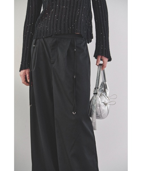 Solace(ソレイス)の「2wayサスペンダー付きワイドパンツ(スラックス・レディース・グレー/ブラック・FREE)」の17枚目の写真