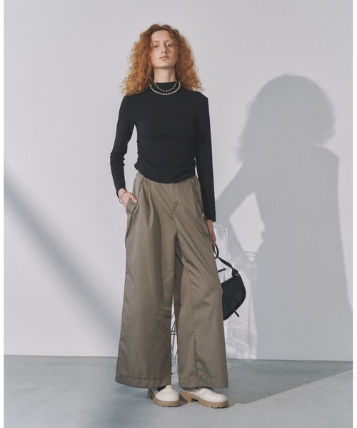 Solace(ソレイス)の「2wayサスペンダー付きワイドパンツ(スラックス・レディース・グレー/ブラック・FREE)」の4枚目の写真