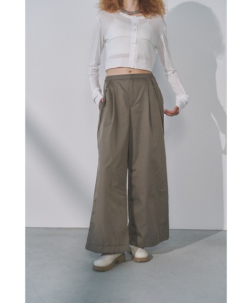 Solace(ソレイス)の「2wayサスペンダー付きワイドパンツ(スラックス・レディース・グレー/ブラック・FREE)」の21枚目の写真