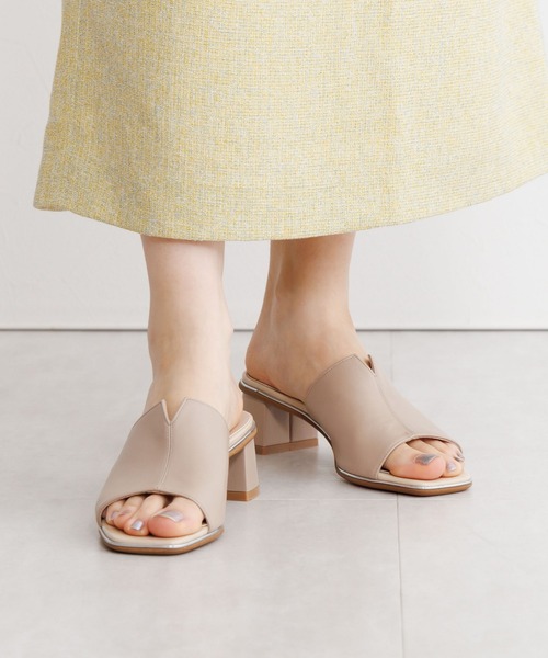 卑弥呼（ヒミコ）の「【Made in Japan】【卑弥呼】Vカットミュールサンダル/653202（サンダル・レディース・シルバー/ベージュ/ピンク/ブラック・25.0cm/24.5cm/24.0cm/23.0cm/22.0cm/21.5cm/23.5cm/26.5cm/26.0cm/22.5cm/25.5cm）」の17枚目の写真