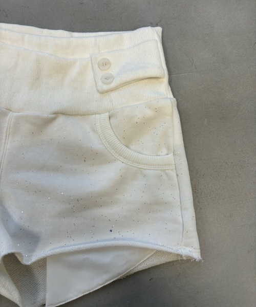 SHAGGIE（シャギー）の「ラメスウェットマイクロミニショートパンツ（スウェットパンツ・レディース・ブラック/チャコールグレー/ホワイト・FREE）」の14枚目の写真