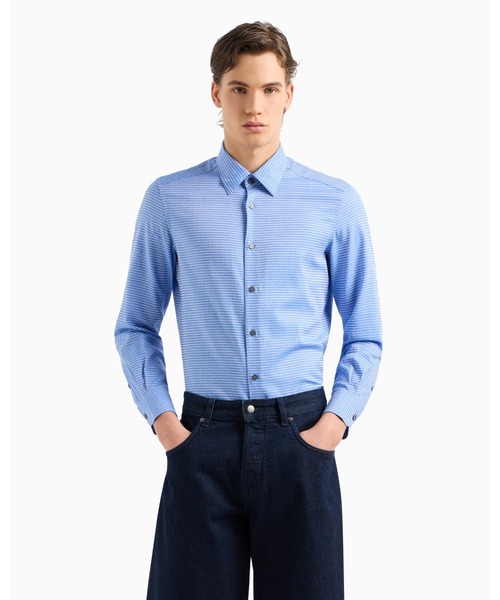 EMPORIO ARMANI(エンポリオアルマーニ)の「【エンポリオ アルマーニ】シャツ コットン オールオーバージャカードロゴ(シャツ/ブラウス・メンズ・オフホワイト/サックスブルー系1/サックスブルー系・X-SMALL/LARGE/MEDIUM/SMALL/X-LARGE)」の1枚目の写真