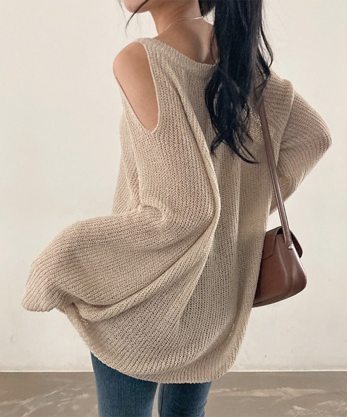 Miniministore(ミニミニストア)の「肩出しニット レディース Vネック(ニット/セーター・レディース・グリーン/ホワイト/ブラック/ベージュ・FREE)」の5枚目の写真