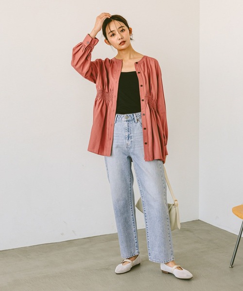 GLOBAL WORK（グローバルワーク）の「シャーリングシャツ長袖/286232（シャツ/ブラウス・レディース・コーラルピンク/ベージュ/スミクロ/アイボリー・MEDIUM/LARGE）」の8枚目の写真