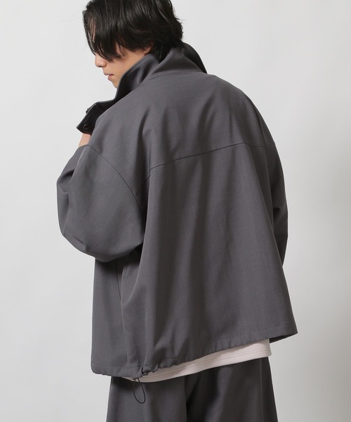 LAKOLE（ラコレ）の「【セットアップ可】ツイルスタンドブルゾン / 284451（ブルゾン・メンズ・ブラック/グレー/キャメル・MEDIUM/LARGE）」の9枚目の写真