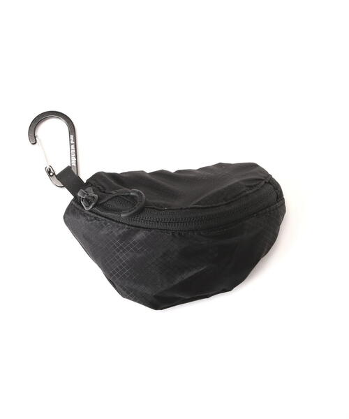 and wander（アンドワンダー）の「and wander/アンドワンダー  ECOPAK 18L backpack（バックパック/リュック・メンズ・ブラック/ホワイト系2・F）」の13枚目の写真