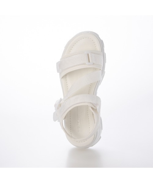noyau（ノヤウ）の「トリプルベルクロ厚底スポーツサンダル（サンダル・レディース・ホワイト/ブラック/ベージュ・LL/S/M/L）」の7枚目の写真