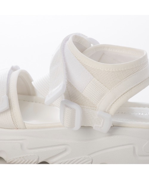 noyau（ノヤウ）の「トリプルベルクロ厚底スポーツサンダル（サンダル・レディース・ホワイト/ブラック/ベージュ・LL/S/M/L）」の9枚目の写真
