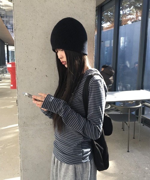 anyonemore（エニワンモア）の「[MADE] ラットスナップフードボタンTシャツ（パーカー・レディース・ホワイト/ストライプ・FREE）」の6枚目の写真