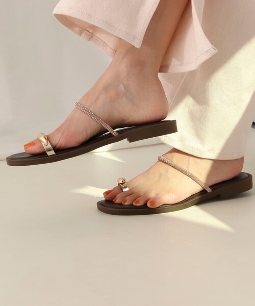 NICOLAS LAINAS（ニコラスライナス）の「【NICOLAS LAINAS/ニコラス ライナス】 メタリックフィンガーフックサンダル【NOLLEY'S mgr. 松葉☆別注アイテム】（サンダル・レディース・ゴールド/ダークブラウン/シルバー・36/37/38）」の8枚目の写真