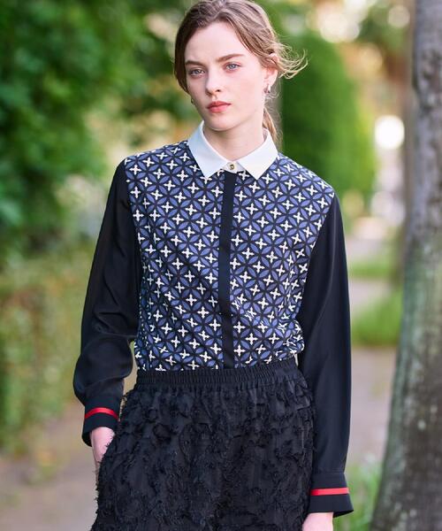 美人百花/モデル美香着用】オーバーラップサークルコンビシャツ