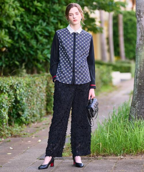 DRESSTERIOR（ドレステリア）の「【美人百花/モデル美香着用】オーバーラップサークルコンビシャツ（シャツ/ブラウス・レディース・ベージュ系その他4/ネイビー系・34/36/38）」の14枚目の写真