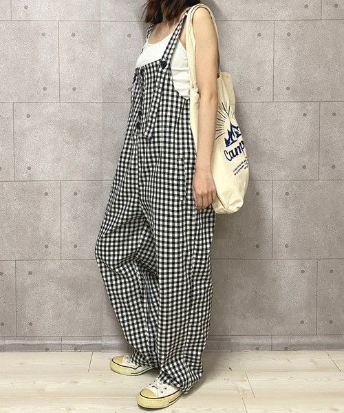 NANEA(ナネア)の「チェック柄サロペット(サロペット/オーバーオール・レディース・チェック・MEDIUM/SMALL/LARGE)」の8枚目の写真