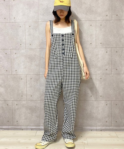 NANEA(ナネア)の「チェック柄サロペット(サロペット/オーバーオール・レディース・チェック・MEDIUM/SMALL/LARGE)」の6枚目の写真