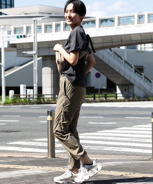 phenix outdoor(フェニックスアウトドア)の「phenix OUTDOOR(フェニックスアウトドア) レディース エクストラストレッチ リラクシングナイロンパンツ サマーアラートパンツ (撥水加工 / 通気性)(その他パンツ・レディース・カーキ/ベージュ/ブラック・71/68/M/S/XL/L)」の18枚目の写真