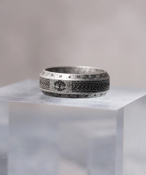 1111clothing(ワンフォークロージング)の「高純度チタン デザインリング / High Purity Titanium Design Ring(リング・メンズ・A/B・21号/18号/15号)」の2枚目の写真