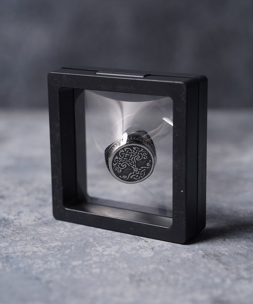 1111clothing(ワンフォークロージング)の「高純度チタン デザインリング / High Purity Titanium Design Ring(リング・メンズ・A/B・21号/18号/15号)」の9枚目の写真