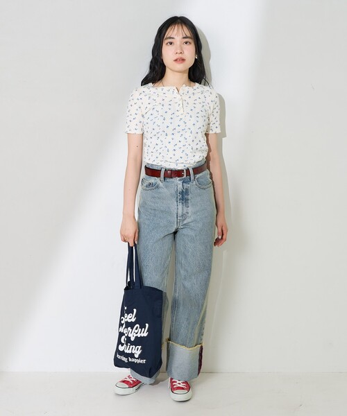 FREAK'S STORE（フリークスストア）の「花柄針抜きフライス ヘンリーTシャツ（Tシャツ/カットソー・レディース・オフホワイト/グレー/ネイビー・ﾌﾘ-）」の4枚目の写真