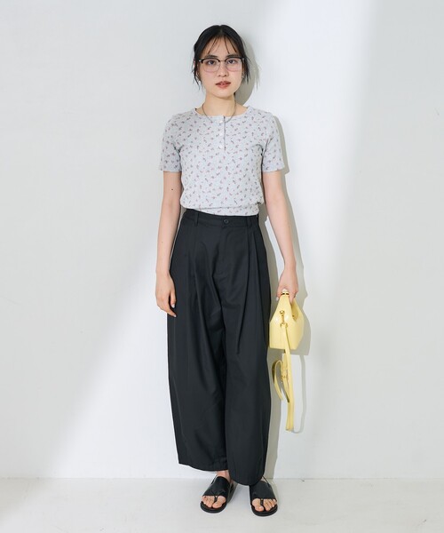 FREAK'S STORE（フリークスストア）の「花柄針抜きフライス ヘンリーTシャツ（Tシャツ/カットソー・レディース・オフホワイト/グレー/ネイビー・ﾌﾘ-）」の12枚目の写真