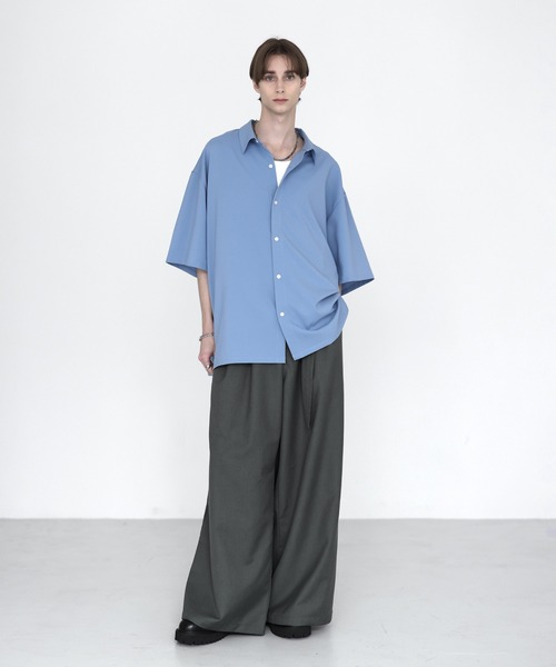 SOCCE(ソーシー)の「ルーズシルエット接触冷感防シワ半袖シャツ(シャツ/ブラウス・メンズ・ホワイト/チャコール/サックスブルー/ライトグレー・S/M/L/XL)」の20枚目の写真