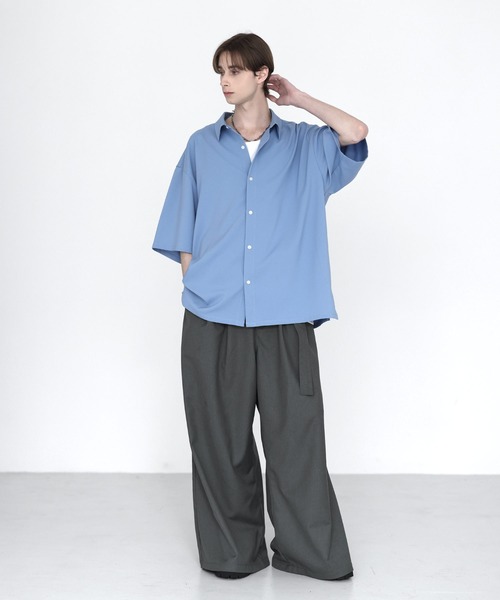 SOCCE(ソーシー)の「ルーズシルエット接触冷感防シワ半袖シャツ(シャツ/ブラウス・メンズ・ホワイト/チャコール/サックスブルー/ライトグレー・S/M/L/XL)」の19枚目の写真