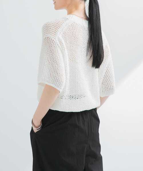URBAN RESEARCH（アーバンリサーチ）の「透かし柄ハーフスリーブニット（ニット/セーター・レディース・ブラウン/オフホワイト/アイボリー・FREE）」の5枚目の写真