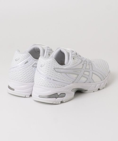 ASICS(アシックス)の「GEL-DS TRAINER 14 / ゲルディーエス トレーナー 14(スニーカー・メンズ・ホワイト×シルバー・25/24/29/29.5/28.5/27/28/24.5/26/23.5/27.5/26.5/25.5/23)」の9枚目の写真