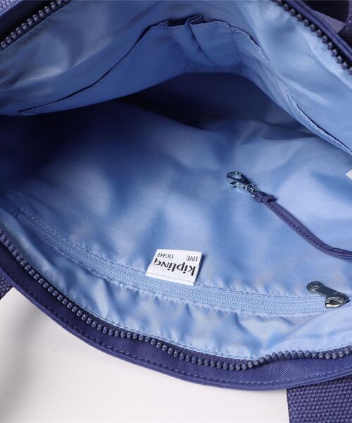 kipling(キプリング)の「【kipling】キプリング Basic ASSENI S トートバッグ(トートバッグ・レディース・ブラック系その他/ブラック/ブルー系その他/レッド・FREE)」の9枚目の写真