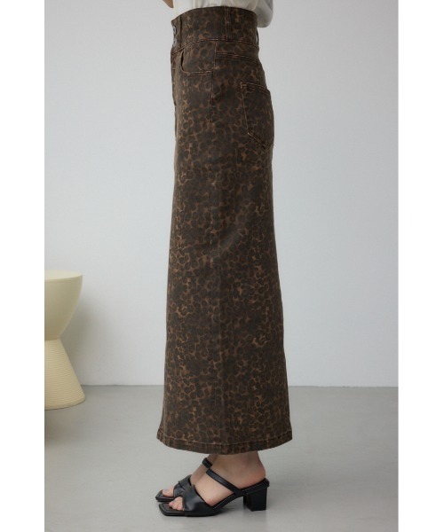 AZUL by moussy（アズールバイマウジー）の「AZUL DENIM レオパードハイウエストスカート（デニムスカート・レディース・ブラウン系その他・SMALL/MEDIUM）」の6枚目の写真